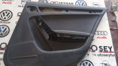 8K0867306 Audi A4 2014 arka sağ kapı döşemesi