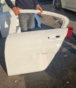 BMW 5 SERİSİ G30 BEYAZ SOL ARKA KAPI ORJİNAL