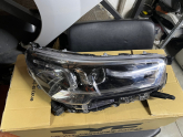TOYOTA HİLUX SAĞ FAR TYC MARKA SIFIR