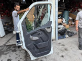 RENAULT MASTER 3 SAĞ ÖN KAPI CAM KRİKOSU 2010-2020 MODEL