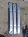 Peugeot 3008 arka tampon demiri (çıkma)