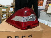 RENAULT MEGANE 2 SOL STOP LAMBASI  ÇATLAK 2003-2008