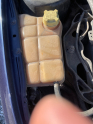 Ford mondeo yedek su-deposu