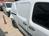RENAULT KANGO SAG SURGULU KAPI ,