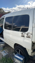 Peugeot partner sol arka cam