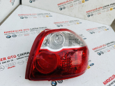 Toyota Auris sağ arka stop (cam çatlak)