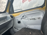 RENAULT KANGOO 1 1.9 DİZEL 1998-2008 SAĞ ÖN KAPI DÖŞEMESİ