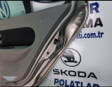 Oto Çıkma Parça / Renault / Clio / Kaporta & Karoser / Kapı / Çıkma Parça 