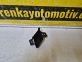 628686771R RENAULT MEGAN 4 ÖN LOGO BAĞLANTI AYAĞI ORJ ÇIKMA