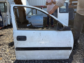 OPEL CORSA B SAĞ ÖN KAPI DÖŞEMESİ 97-01 MODEL