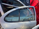 Renault Megane 1 Sağ Arka Kapı Camı Ve Kelebek