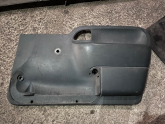 RENAULT KANGOO SAĞ ÖN KAPI DÖŞEMESİ