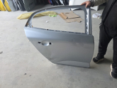 RENAULT MEGAN 4 GRİ SAĞ ARKA KAPI ORJINAL