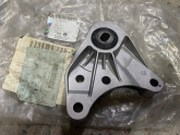 OPEL İNSİGNİA B MOTOR KULAK BRAKETİ SIFIR ORJİNAL GM 23407636