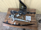 TOYOTA YARİS SAĞ ÖN KAPI CAM KRİKOSU ELEKTRİKLİ 2012-2016 MODEL