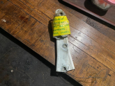 MİTSUBİSHİ CARİSMA MOTOR KAPUTU MENTEŞESİ 1996-2000 MODEL