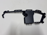 8V3807152 Audi A3 Tampon Braketi ön sağ
