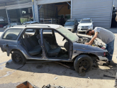 Orjinal Çıkma Ford Escort Stationwagon Tavan Çıtası