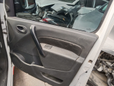 Oto Çıkma Parça / Renault / Kangoo / Kaporta & Karoser / Sağ Ön Kapı / Çıkma Parça 