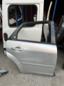 FOCUS 2 SAG ARKA KAPI HATASIZ ORJİNAL DOLU