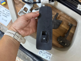 FİAT DUCATO SAĞ ÖN KAPI CAM DÜĞMESİ 08-15 MODEL