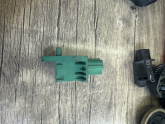 Volkswagen Passat B6 airbag darbe sensörü 3C0909606