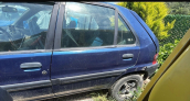 Citroen Saxo sol arka kapı