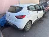 Clio 4 arka bagaj dolu