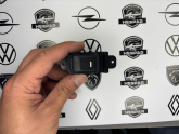 HYUNDAİ İ20 ARKA CAM AÇMA DÜĞMESİ 93581-A7100