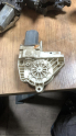 8T0959802B audi  a6 sağ ön cam motoru
