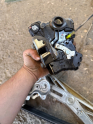 Toyota corolla sol ön kapı kilidi 2007 - 2012