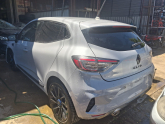 RENAULT CLİO BAGAJ KAPAĞI ÇIKMA