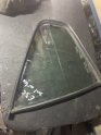 BMW e 36 sol arka kelebek camı