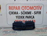 Dacia Sandero ön panjur orijinal çıkma 623107634r