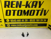 745A67231R RENAULT MEGANE 4 BAGAJ HAVUZU TESPİT PARÇASI ORJ ÇIKMA