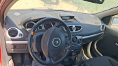 RENAULT CLİO 3 GÖĞÜSLÜK ÇIKMA