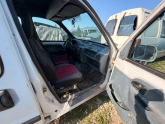 Renault kangoo ön göğüslük