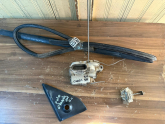 VOLKSWAGEN CADDY SOL ÖN KAPI CAM OLUK FİTİLİ LASTİĞİ 96-02 MODEL