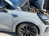 RENAULT CLİO 5.5 SAĞ ÖN ÇAMURLUK ORİJİNAL SÖKME