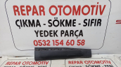 Renault yeni captur sağ ön kapı bandı 2024-2025 801860606r