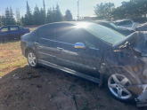Peugeot 407 sağ ön kapı