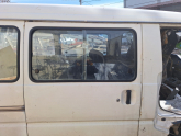 Mitsubishi L300 sağ arka kapı camı