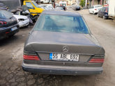 Mersedes 124 arka bagaj