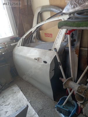 2024 model fıat egea sol kapi