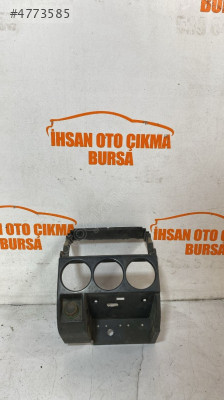 Peugeot partner 1.9 orta konsol paneli