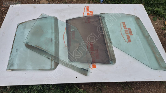 Fiat Uno sağ sol ön arka dört kapı camı