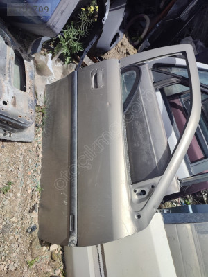 Opel Vectra b sağ ön kapı