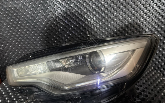 AUDİ A6 SOL FAR