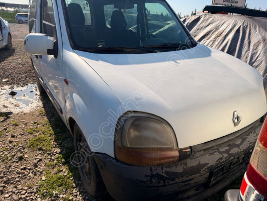 Renault kango  ön tampon