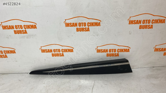 Renault Clio dört sağ ön kapı bandı